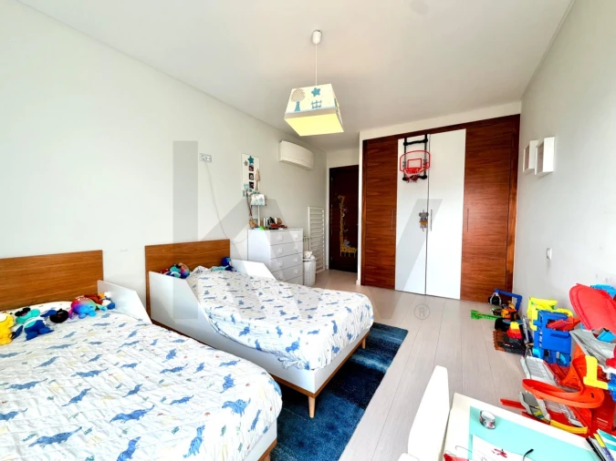 Apartamento T3 para Venda em Santo António dos Cavaleiros e Frielas Foto 23