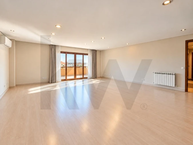 Apartamento T3 para Venda em Santo António dos Cavaleiros e Frielas Foto 2