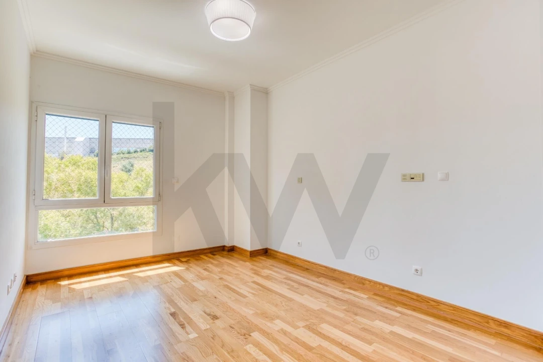 Apartamento T2 para Arrendamento em Odivelas Foto 23