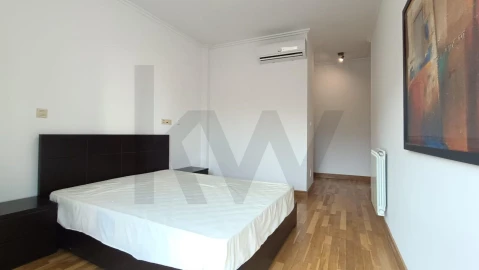Apartamento T2 para Arrendamento em Odivelas