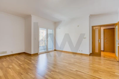 Apartamento T2 para Arrendamento em Odivelas