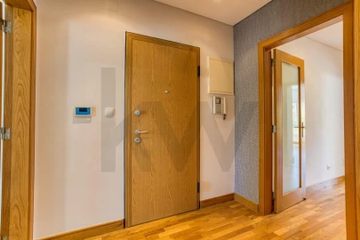 Apartamento T2 para Arrendamento em Odivelas