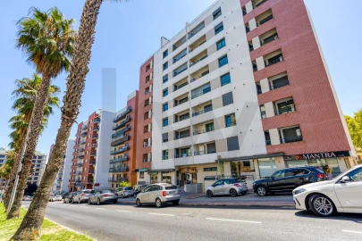 Apartamento T2 para Arrendamento em Odivelas