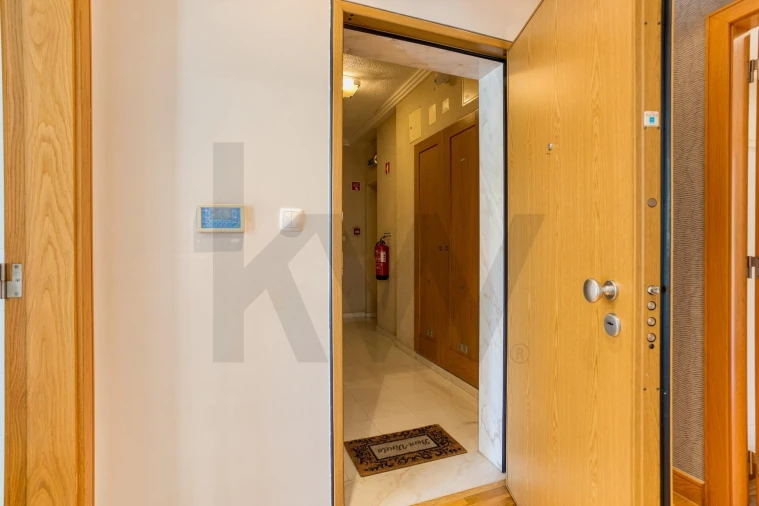 Apartamento T2 para Arrendamento em Odivelas Foto 28