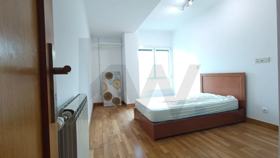 Apartamento T2 para Arrendamento em Odivelas Foto 21