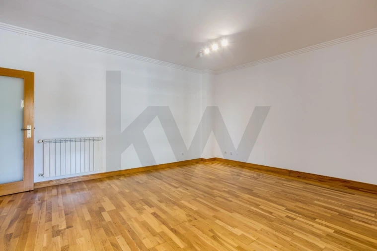 Apartamento T2 para Arrendamento em Odivelas Foto 15