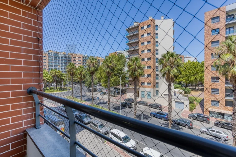 Apartamento T2 para Arrendamento em Odivelas Foto 9