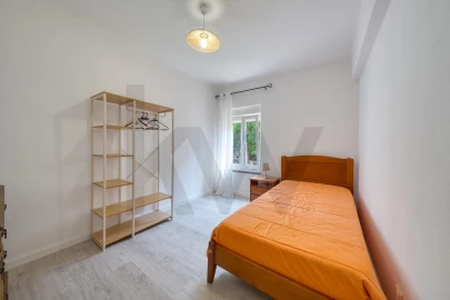 Apartamento T3 para Venda em Romeira e Várzea