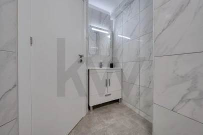 Apartamento T3 para Venda em Romeira e Várzea