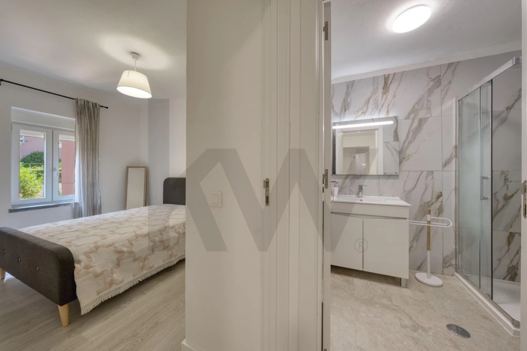 Apartamento T3 para Venda em Romeira e Várzea Foto 16