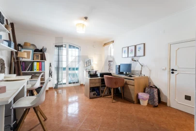 Moradia T4 para Venda em Azeitão (São Lourenço e São Simão)