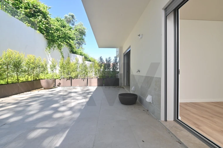 Apartamento T2 para Venda em Santa Clara Foto 2