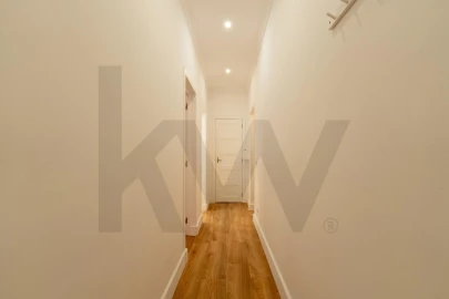 Apartamento T1 para Arrendamento em Penha de França