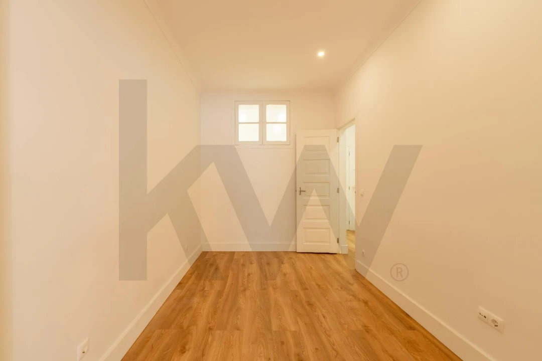 Apartamento T1 para Arrendamento em Penha de França Foto 9