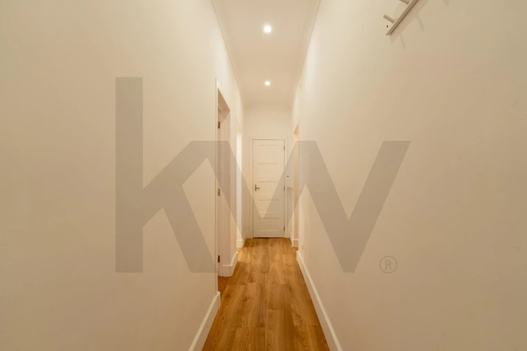 Apartamento T1 para Arrendamento em Penha de França Foto 10