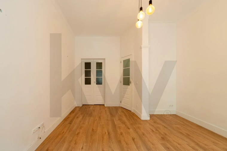 Apartamento T1 para Arrendamento em Penha de França Foto 6