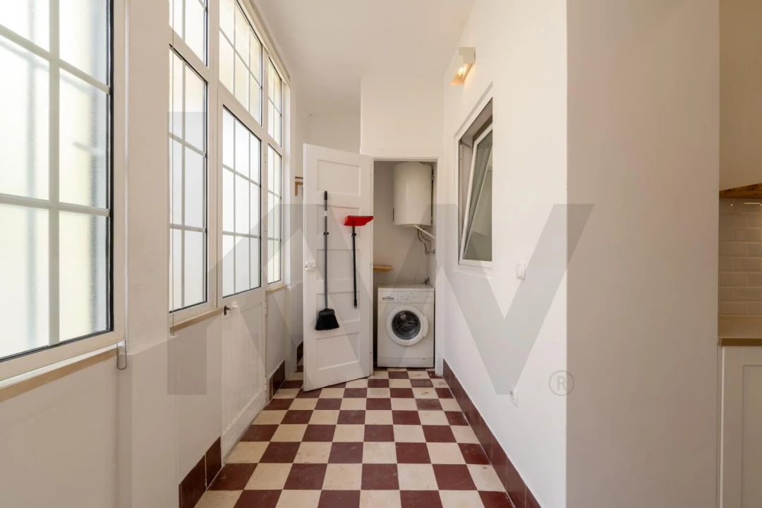 Apartamento T1 para Arrendamento em Penha de França Foto 21
