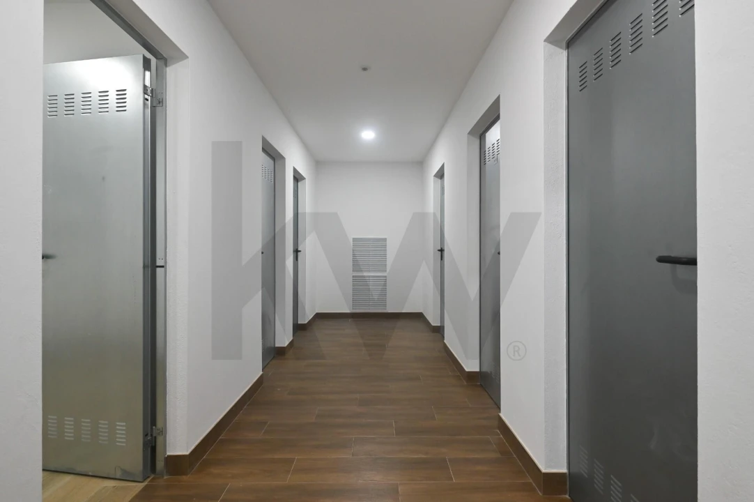 Apartamento T2 para Venda em Santa Clara Foto 17