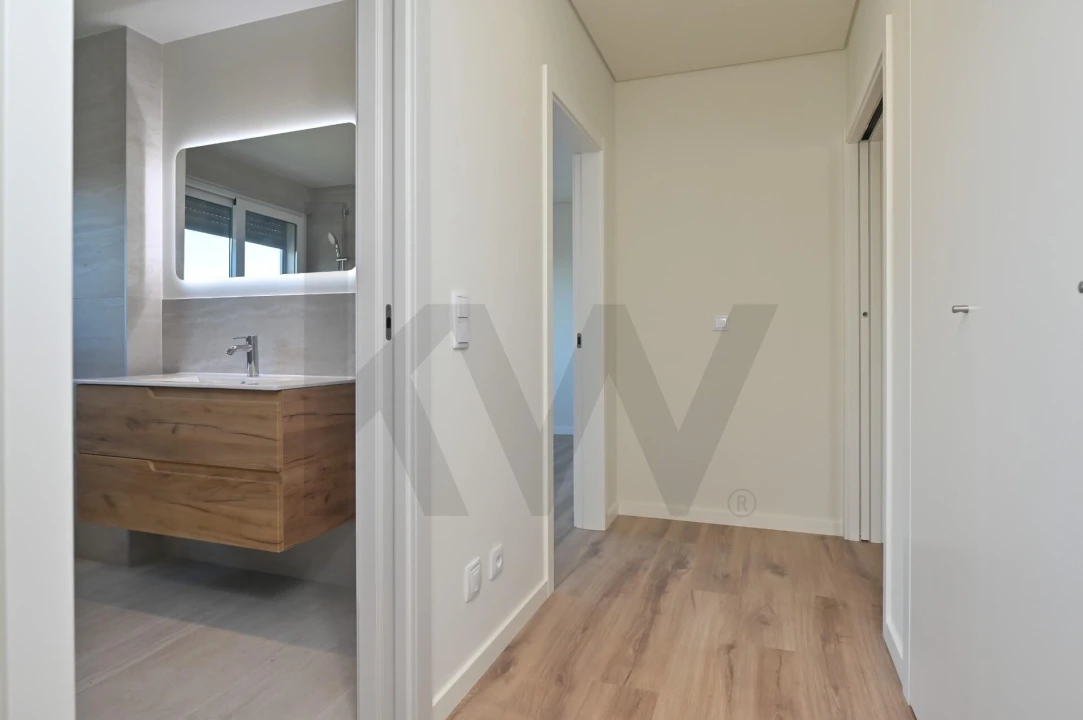 Apartamento T2 para Venda em Santa Clara Foto 13