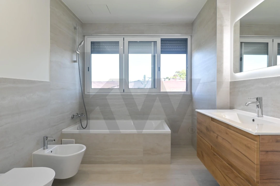 Apartamento T2 para Venda em Santa Clara Foto 14