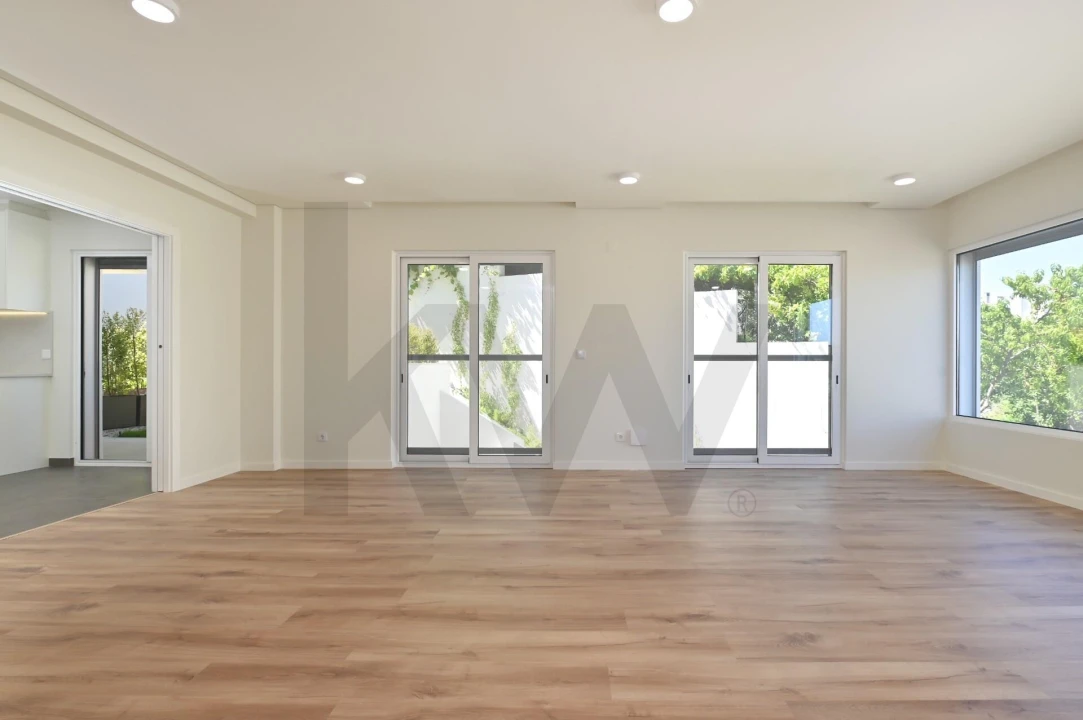 Apartamento T2 para Venda em Santa Clara Foto 3