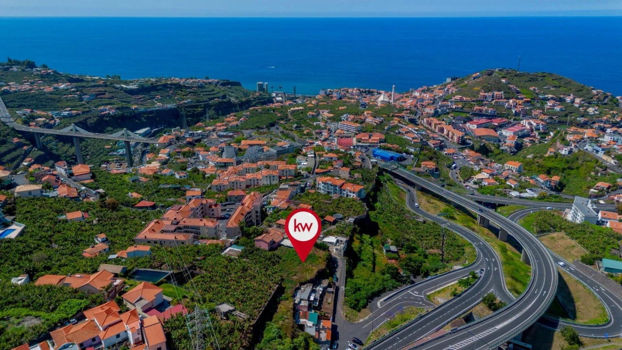 Terreno para Venda em Camara de Lobos Foto 14