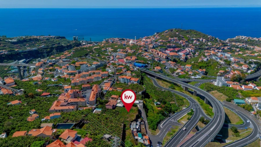 Terreno para Venda em Camara de Lobos Foto 13