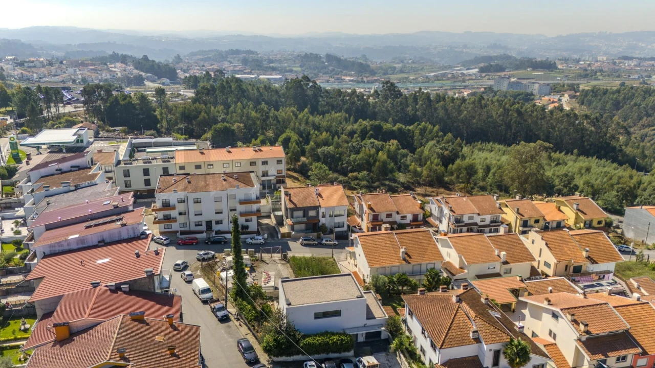 Moradia T4 para Venda em Gondomar (São Cosme), Valbom e Jovim Foto 35