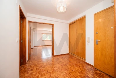 Apartamento T3 para Arrendamento em Oeiras e São Julião da Barra, Paço de Arcos e Caxias