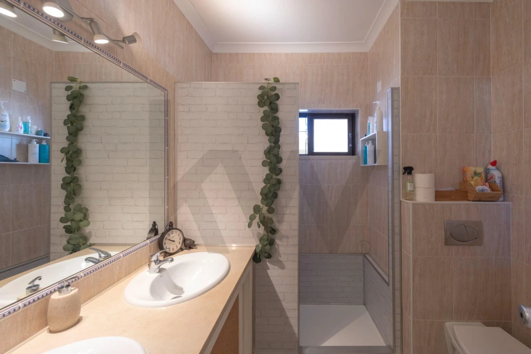 Apartamento T1 para Venda em Albufeira e Olhos de Água Foto 8