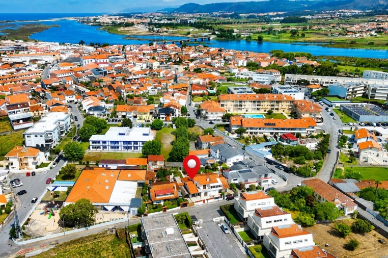 Moradia T4 para Venda em Apúlia e Fão Foto 2