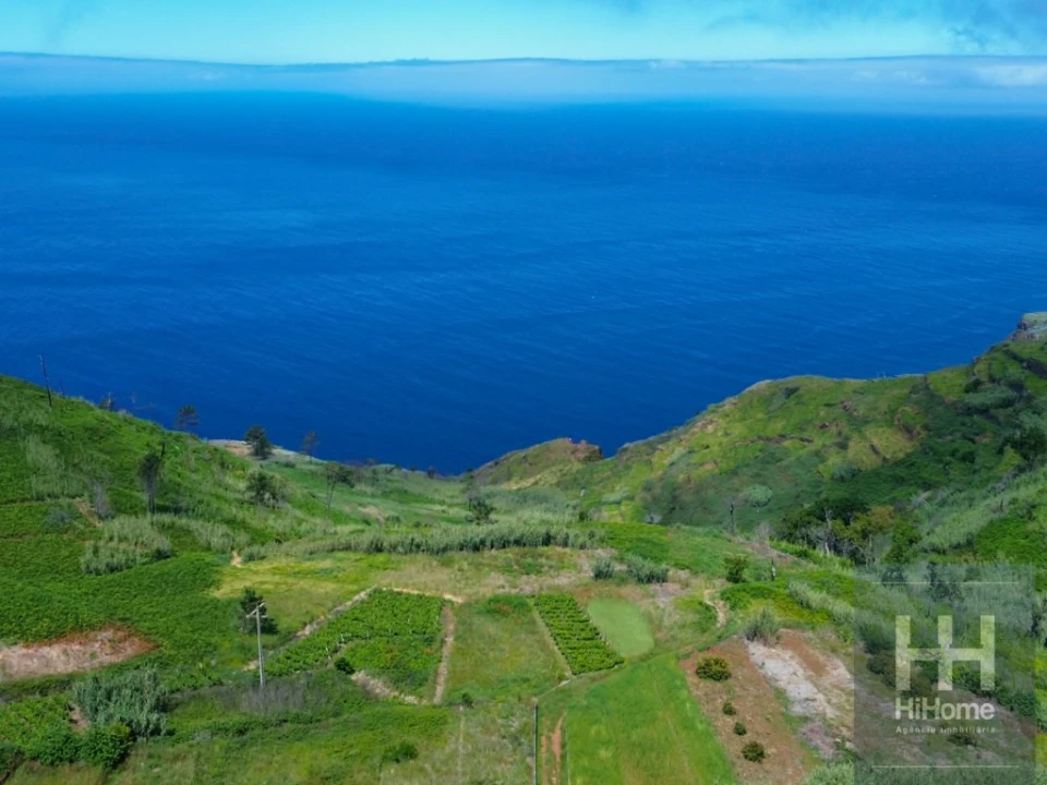 Terreno para Venda em Fajã da Ovelha Foto 1