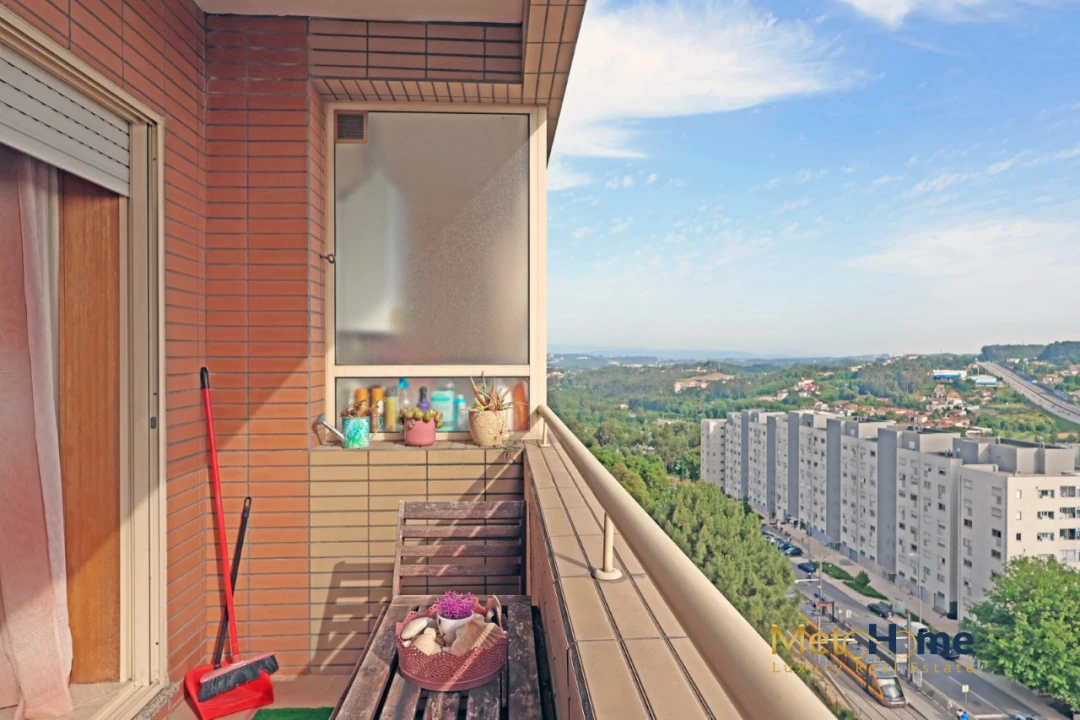 Apartamento T2 para Venda em Vilar de Andorinho Foto 7