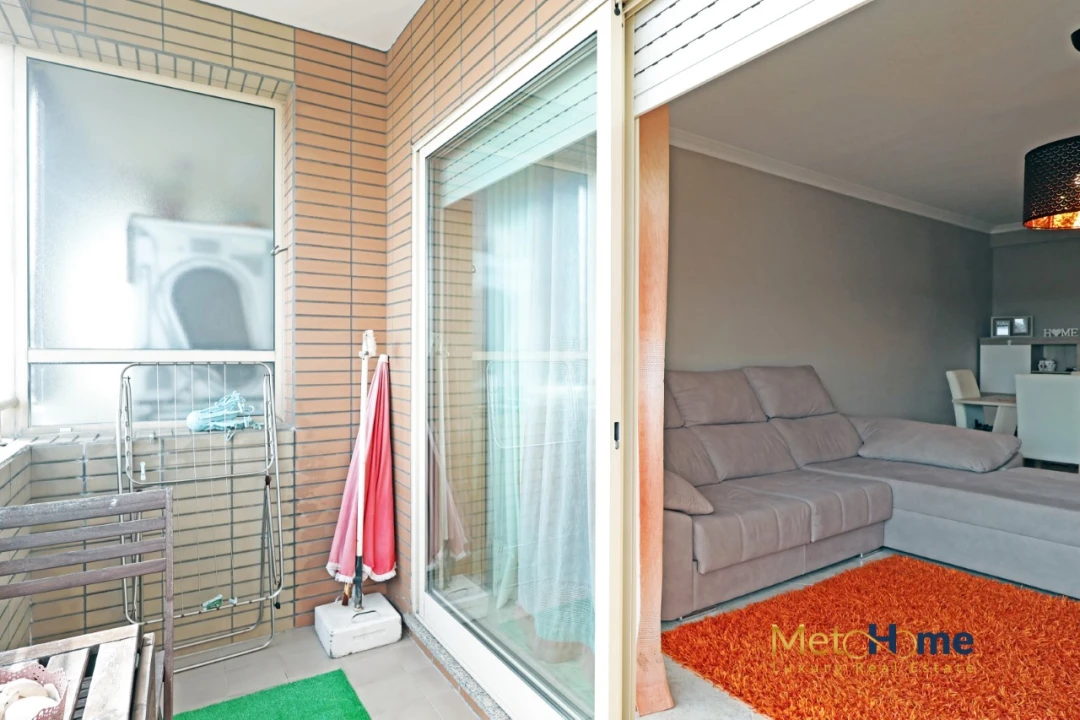 Apartamento T2 para Venda em Vilar de Andorinho Foto 9