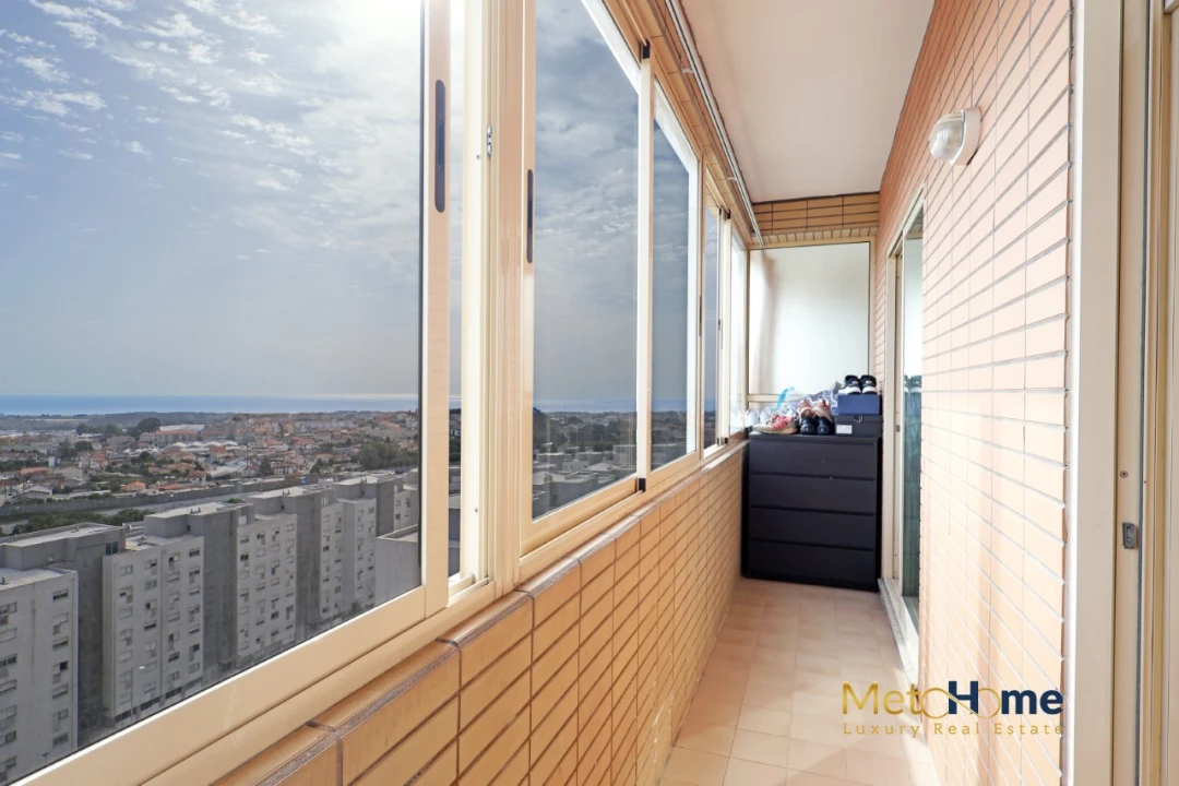 Apartamento T2 para Venda em Vilar de Andorinho Foto 34