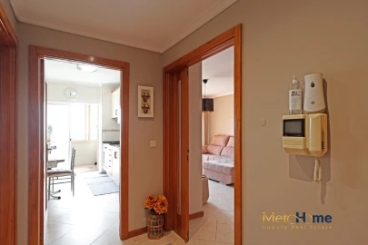 Apartamento T2 para Venda em Vilar de Andorinho