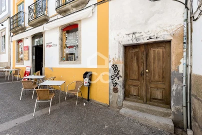 Prédio para Venda em Évora (São Mamede, Sé, São Pedro e Santo Antão)