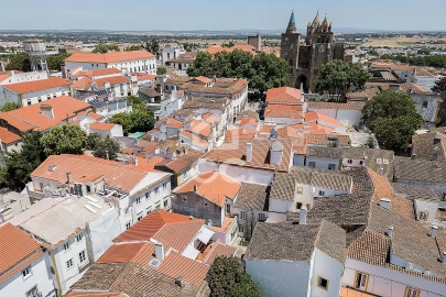 Prédio para Venda em Évora (São Mamede, Sé, São Pedro e Santo Antão)