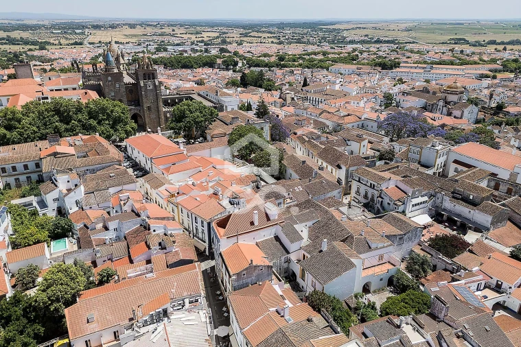 Prédio para Venda em Évora (São Mamede, Sé, São Pedro e Santo Antão) Foto 52