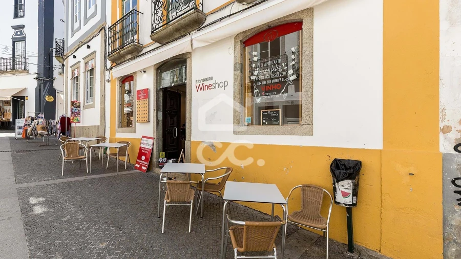 Prédio para Venda em Évora (São Mamede, Sé, São Pedro e Santo Antão)
