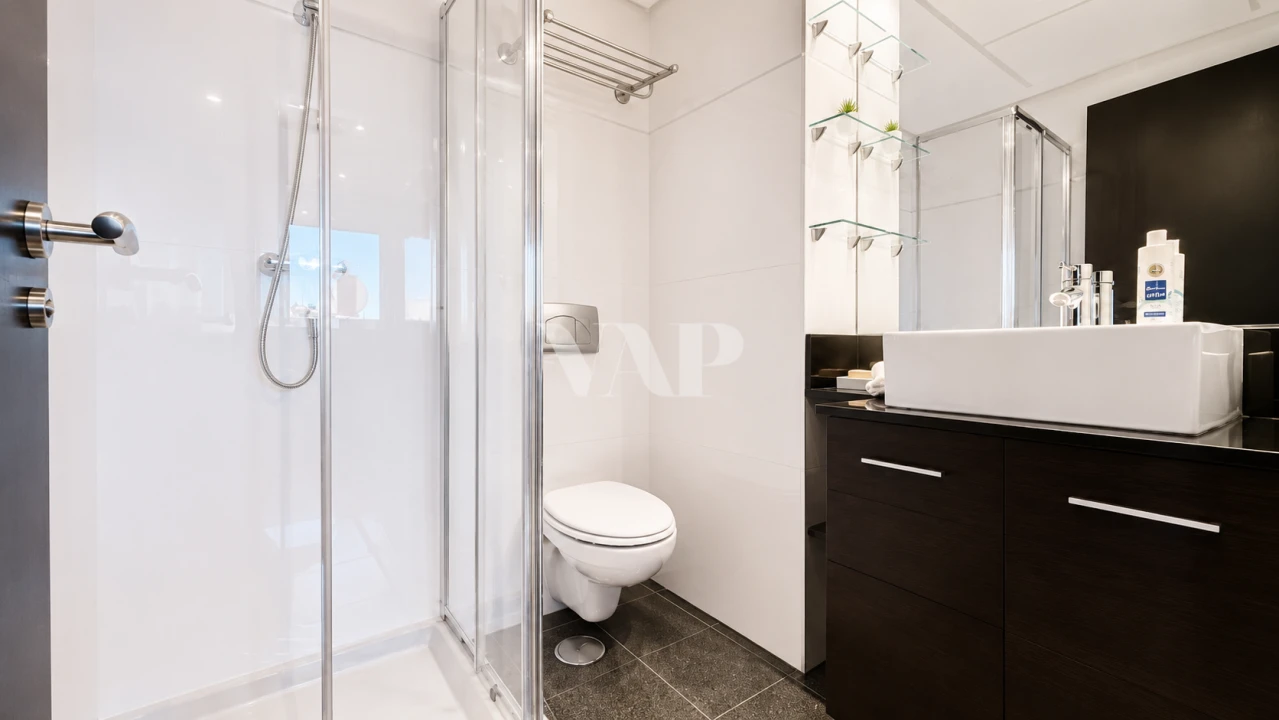 Apartamento T2 para Venda em Quarteira Foto 10