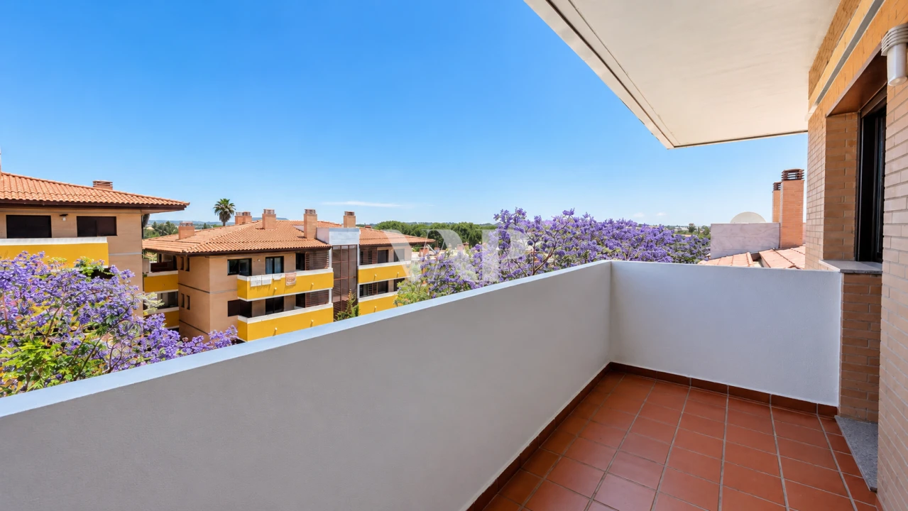 Apartamento T2 para Venda em Quarteira Foto 9