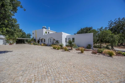Moradia T4 para Venda em Loule (São Clemente)