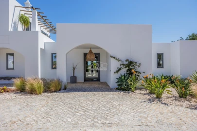 Moradia T4 para Venda em Loule (São Clemente)