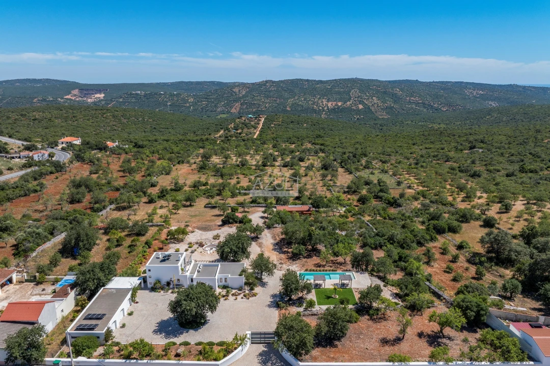 Moradia T4 para Venda em Loule (São Clemente) Foto 4