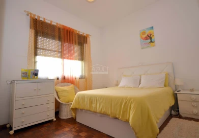 Moradia T4 para Venda em Loule (São Sebastião)