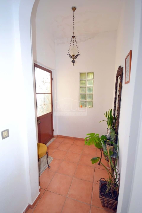Moradia T4 para Venda em Loule (São Sebastião)