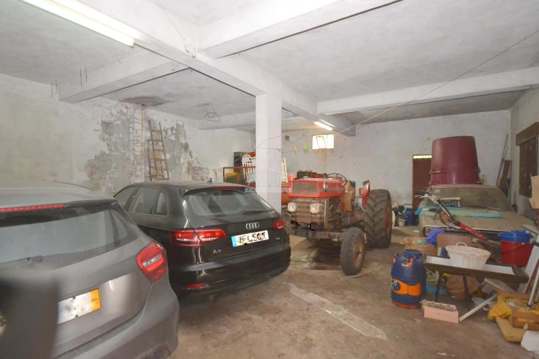 Moradia T4 para Venda em Loule (São Sebastião) Foto 23