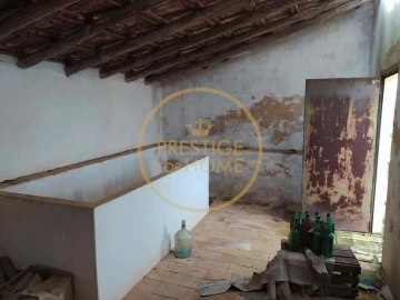 Moradia T1 para Venda em Loule (São Clemente)