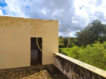 Moradia T1 para Venda em Loule (São Clemente)